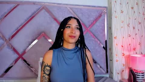 Lanna  online show from March 6, 6:05 pm