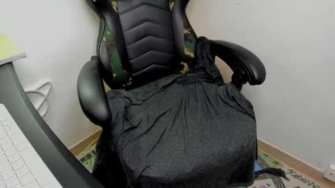 Layne online show from November 7, 9:31 am