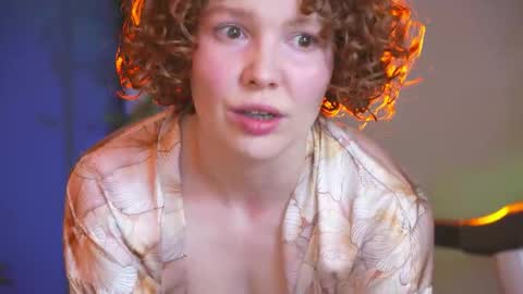 Snapshot of _lightmyfire chatting on December 17, 4:57 pm Salome Lovense always on from 5 tk My content and your custom requests online show from December 17, 4:57 pm