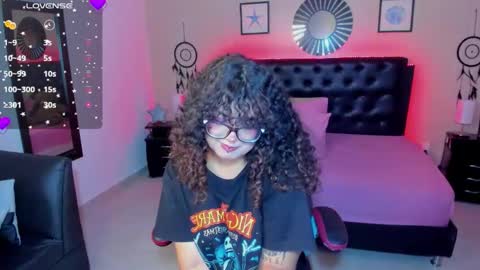 Liily online show from February 20, 4:09 am