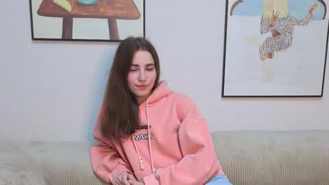 Snapshot of _little_butterfly_ chatting on September 25, 11:19 pm Emma online show from September 25, 11:19 pm