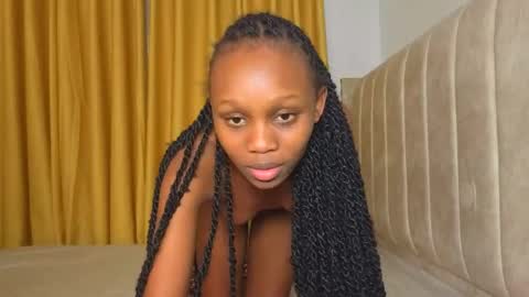 Snapshot of _littlevenus chatting on October 25, 2:35 pm Littlevenus online show from October 25, 2:35 pm