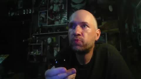 Snapshot of _longfellow chatting on October 5, 10:07 pm That guy online show from October 5, 10:07 pm