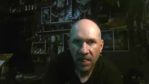 Snapshot of _longfellow chatting on October 20, 3:40 am That guy online show from October 20, 3:40 am