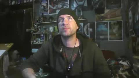 Snapshot of _longfellow chatting on November 15, 6:48 pm That guy online show from November 15, 6:48 pm