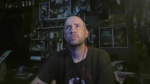 Snapshot of _longfellow chatting on November 17, 9:20 pm That guy online show from November 17, 9:20 pm