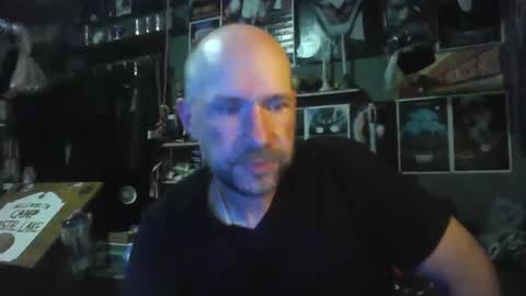That guy online show from May 31, 4:09 am