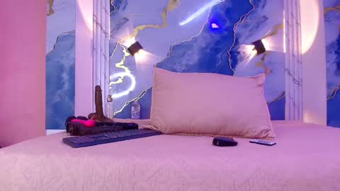 Lorrayne online show from October 28, 12:09 pm