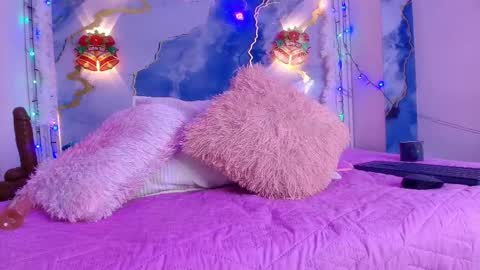 Lorrayne online show from December 5, 12:14 pm