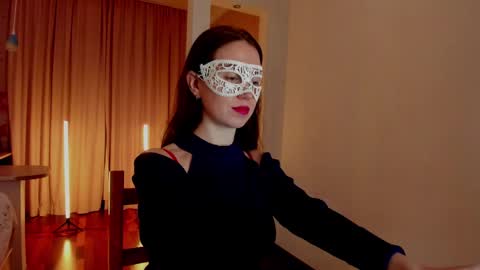 Snapshot of _lovely_lady chatting on January 19, 7:47 pm Alice online show from January 19, 7:47 pm