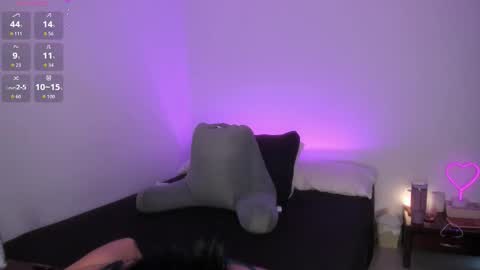   online show from November 20, 12:16 pm