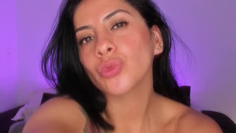   online show from November 25, 1:49 am