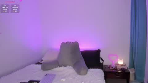   online show from January 9, 7:48 pm