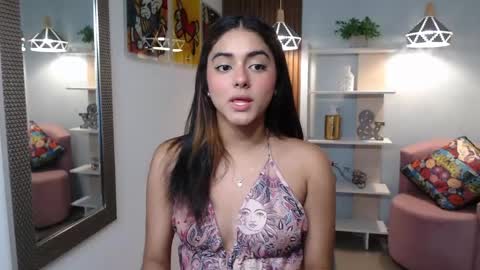 Snapshot of _lucy_grey chatting on June 10, 11:20 am Lucy online show from June 10, 11:20 am