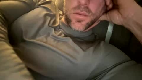 Snapshot of _lululeo_ chatting on December 3, 2:08 am _lululeo_ online show from December 3, 2:08 am