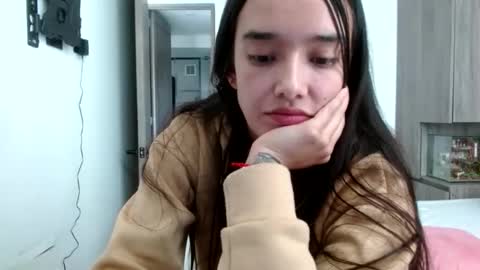 luna online show from April 17, 2:53 pm