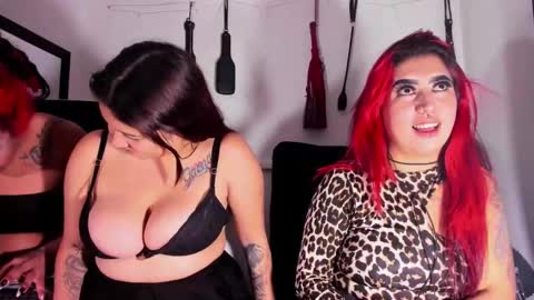 Snapshot of _luna_parisi chatting on December 21, 11:33 am MISS LUNA online show from December 21, 11:33 am