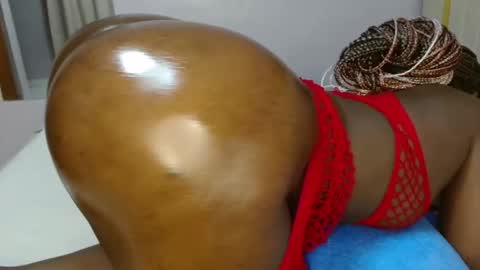 luscious online show from March 6, 5:04 am