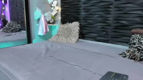 _lustyles_ online show from December 23, 5:38 am