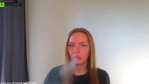 Snapshot of _lysafeta_ chatting on October 3, 5:37 am Welcome guys  Pleasure to see you all here  My name is Lysafeta and MichaelaTip menu is active Private is open  online show from October 3, 5:37 am