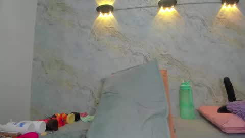 Maddy online show from February 9, 11:58 am