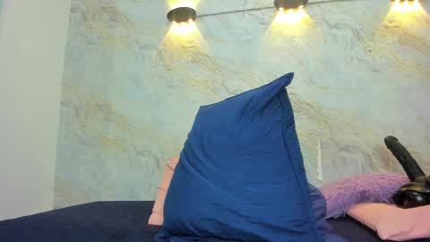 Maddy online show from February 10, 11:57 am