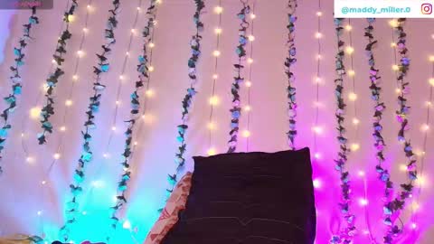 Maddy online show from March 12, 11:05 am