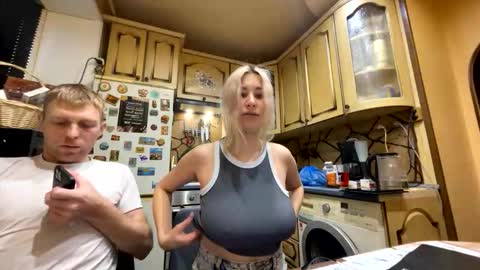 _magic_kis online show from April 6, 3:46 pm