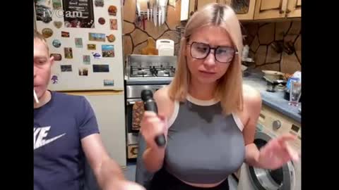 _magic_kis online show from April 15, 6:59 pm