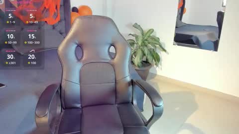 Maria online show from October 17, 8:44 pm