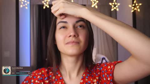  Gwen  online show from December 8, 6:06 pm