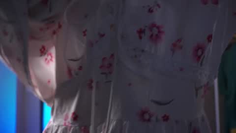  Gwen  online show from December 13, 8:58 pm