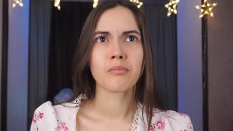  Gwen  online show from December 22, 11:31 pm