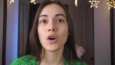  Gwen  online show from December 28, 11:26 pm