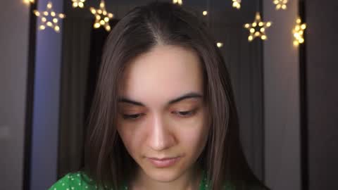  Gwen  online show from January 18, 9:45 pm