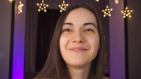  Gwen  online show from February 2, 1:45 am