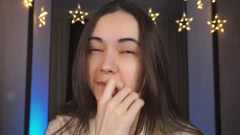  Gwen  online show from February 2, 7:14 pm