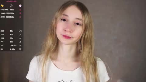  Gwen  online show from September 29, 3:55 am