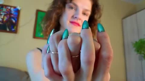 Snapshot of _masterpiece__ chatting on May 16, 5:26 am Sophia online show from May 16, 5:26 am