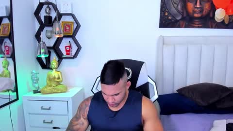 Snapshot of _matthew_santos_ chatting on September 14, 12:32 am _matthew_santos_ online show from September 14, 12:32 am