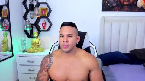 Snapshot of _matthew_santos_ chatting on September 15, 11:05 pm _matthew_santos_ online show from September 15, 11:05 pm