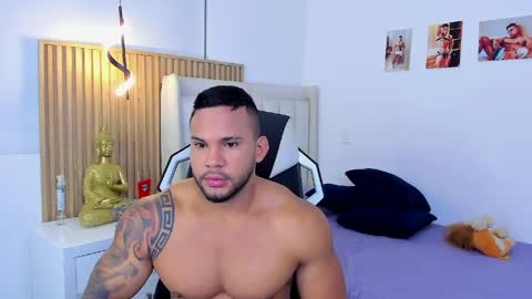 _matthew_santos_ online show from March 31, 1:51 am