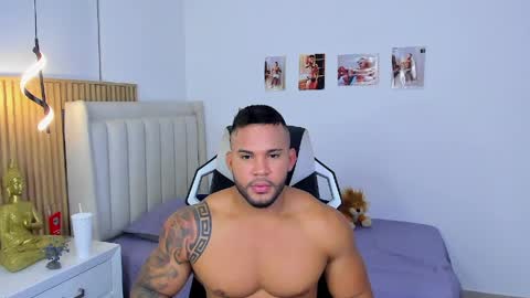 _matthew_santos_ online show from April 1, 1:39 am