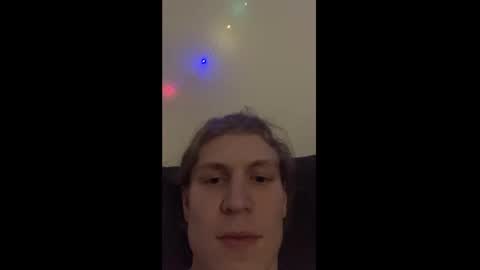 Snapshot of _medaed20_ chatting on December 1, 5:02 pm Medaed20 online show from December 1, 5:02 pm