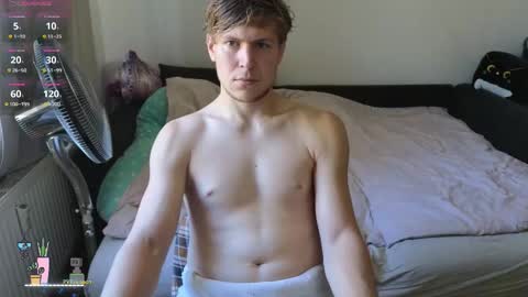 Snapshot of _medaed20_ chatting on September 25, 9:24 am Medaed20 online show from September 25, 9:24 am