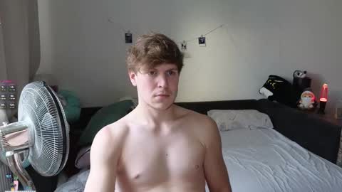 Snapshot of _medaed20_ chatting on October 15, 1:22 pm Medaed20 online show from October 15, 1:22 pm