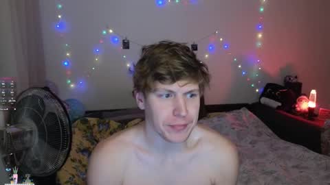 Snapshot of _medaed20_ chatting on October 23, 4:28 pm Medaed20 online show from October 23, 4:28 pm