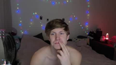 Snapshot of _medaed20_ chatting on November 1, 9:17 pm Medaed20 online show from November 1, 9:17 pm