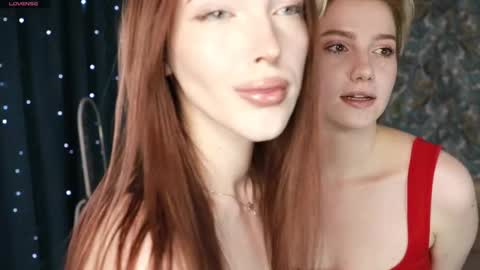 Snapshot of _medal_of_horny_ chatting on February 22, 9:52 am Elva and Kate online show from February 22, 9:52 am