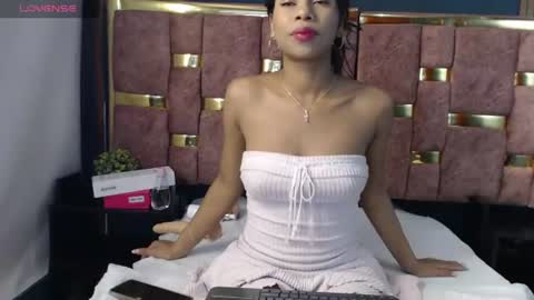 Snapshot of _mery67 chatting on July 13, 5:43 am _mery67 online show from July 13, 5:43 am